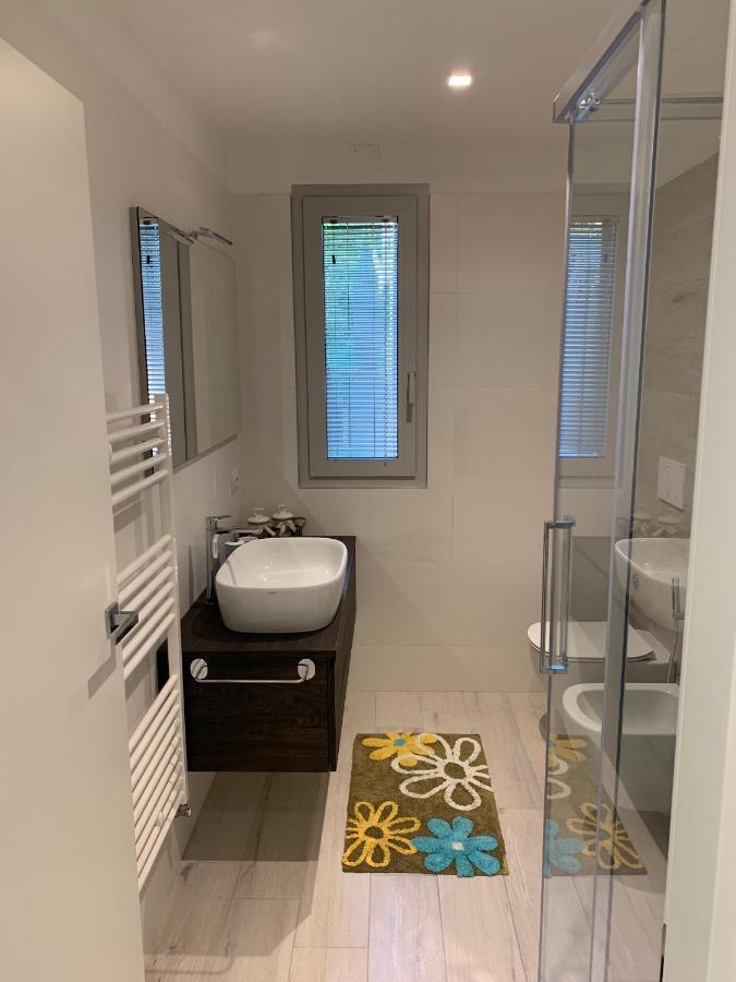 8 Di Cuori Bed & Breakfast Rimini Exterior photo